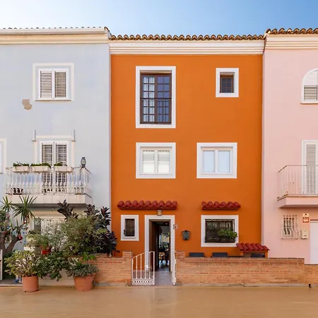 Hébergement de vacances Travel Habitat Casa Con Embarcadero. Port Saplaya